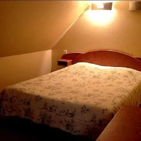 מלון Le Relais De L'abbaye 2*