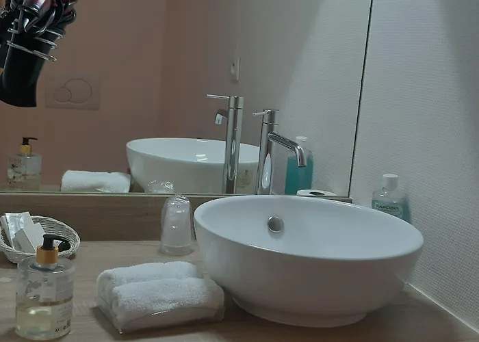 Le Relais De L'abbaye Saint-Evroult-Notre-Dame-du-Bois